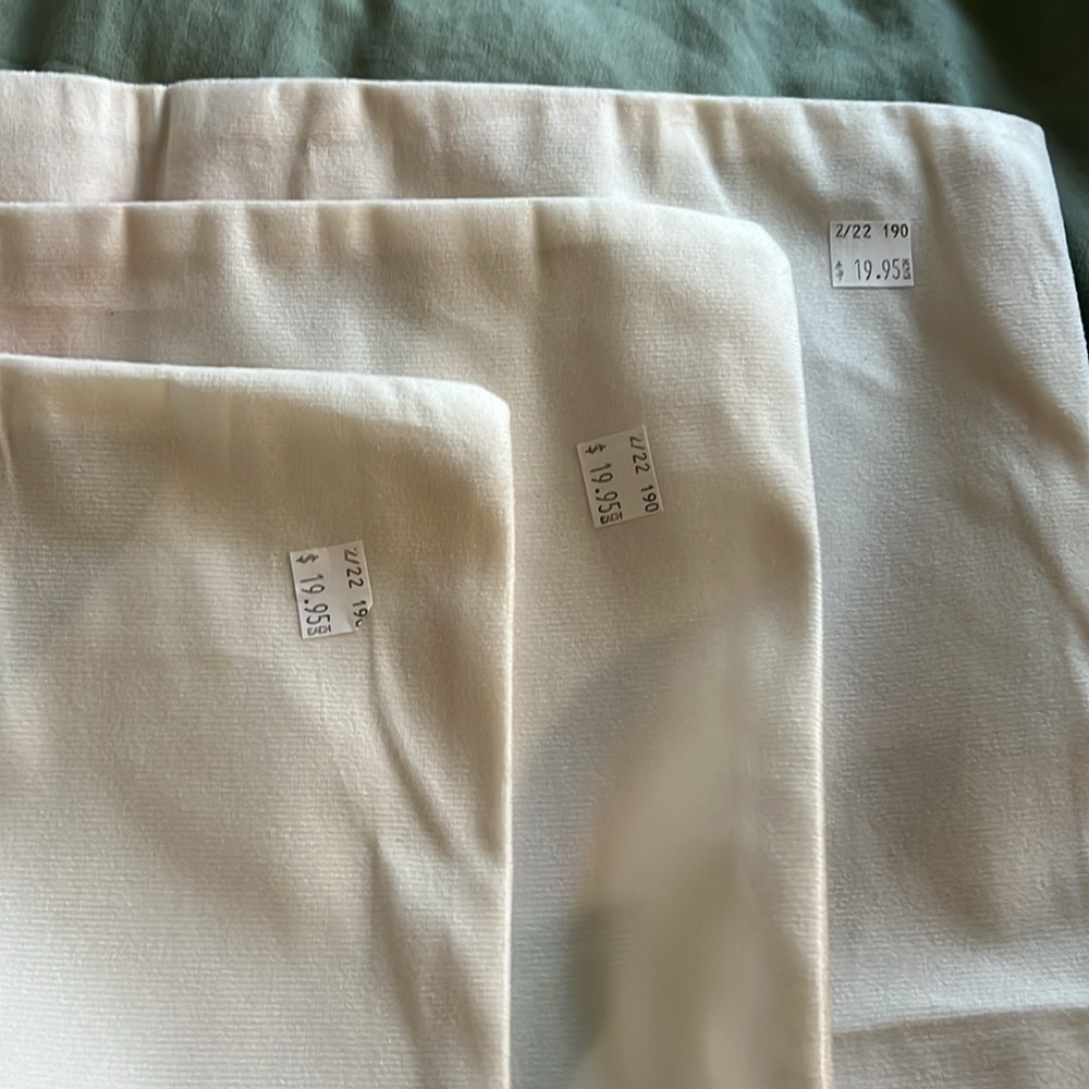 NWT set of three pillow covers, great for outdoor and indoor! - Picture 4 of 4